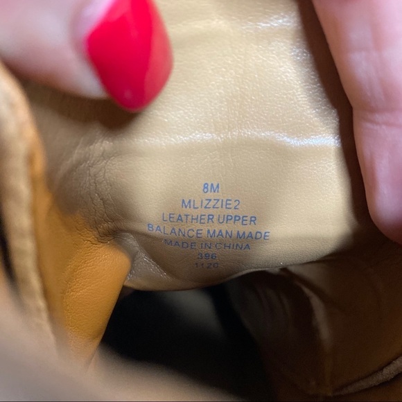 New! Marc Fisher Izzie Natural Tan Suede Lug Sole Boot 8M - Picture 13 of 15